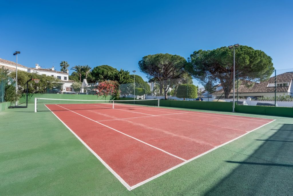 Photo 8 Townhouse Nueva Andalucía, Costa del Sol, Málaga – R4970212