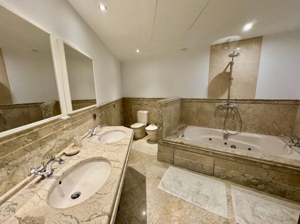 Photo 13 Duplex San Pedro de Alcántara, Costa del Sol, Málaga – R4992133
