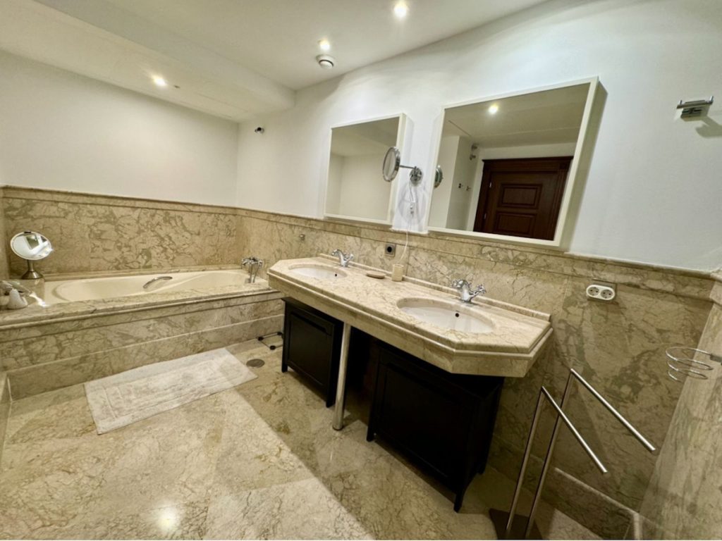 Photo 19 Duplex San Pedro de Alcántara, Costa del Sol, Málaga – R4992133