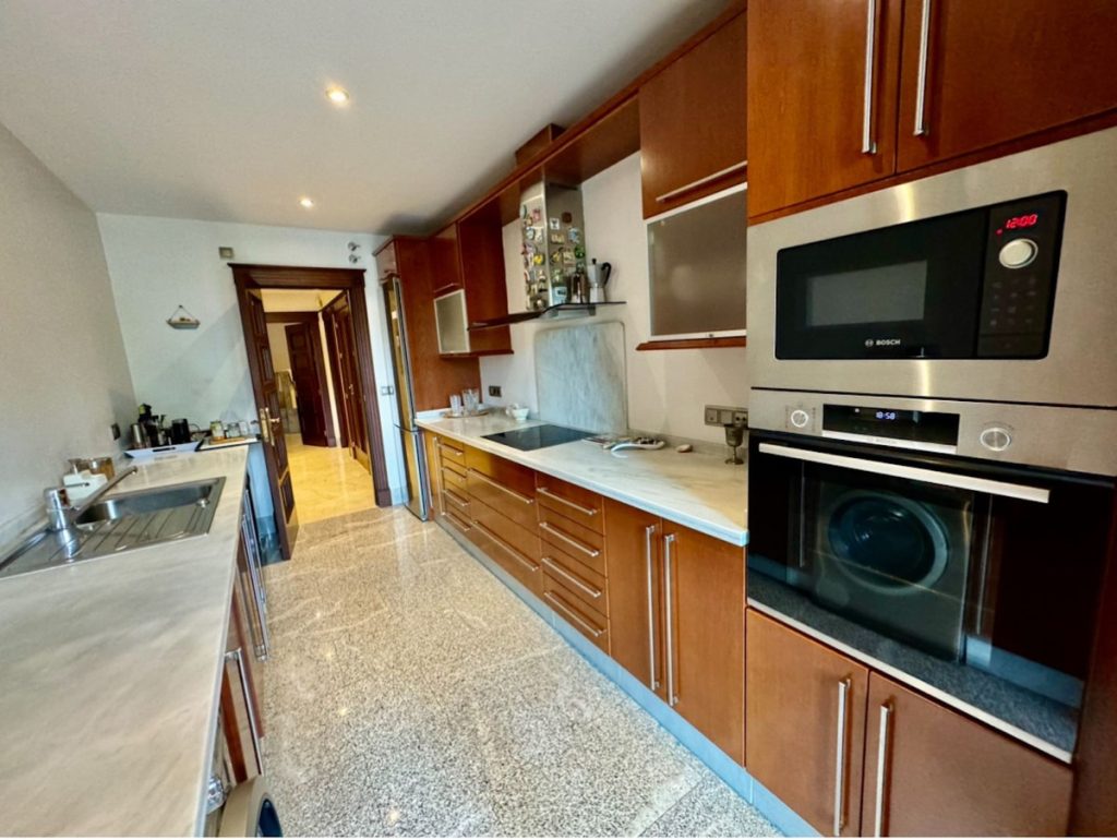 Photo 10 Duplex San Pedro de Alcántara, Costa del Sol, Málaga – R4992133