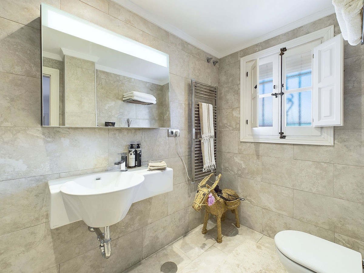 Photo 25 Detached Villa La Heredia, Costa del Sol, Málaga – R4927306