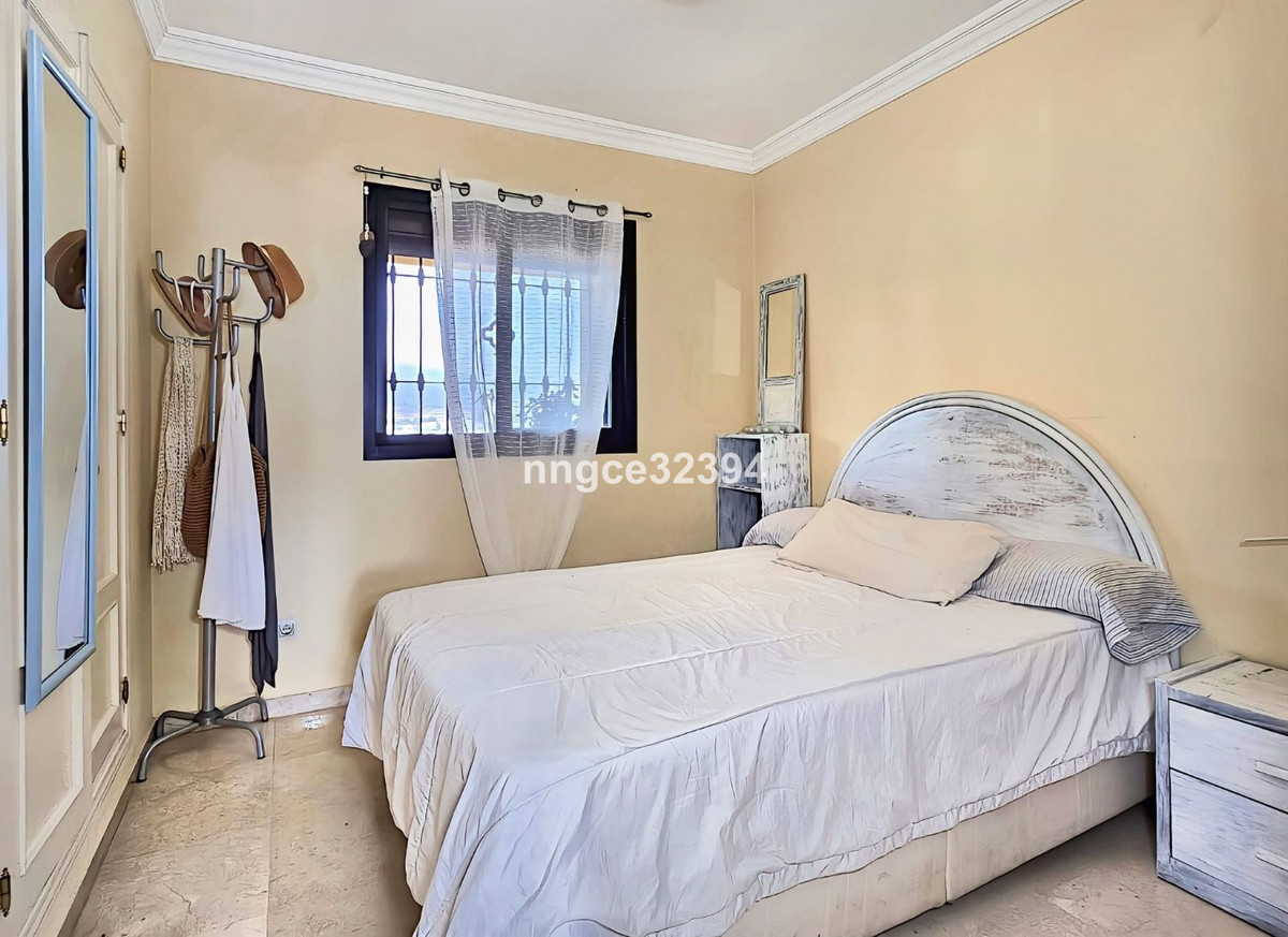Photo 13 Middle Floor Apartment New Golden Mile, Costa del Sol, Málaga – R5001676