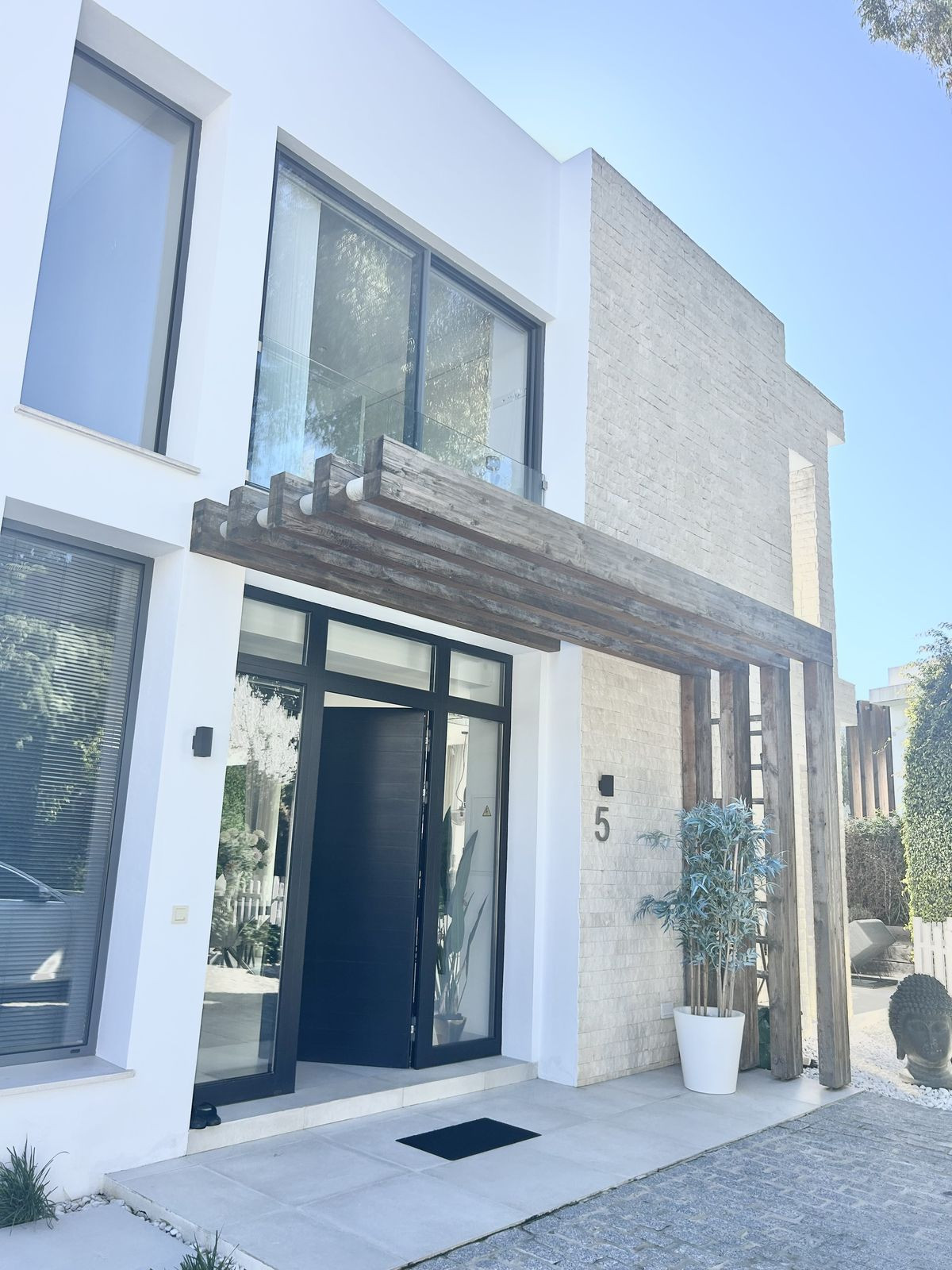 Photo 1 Detached Villa Atalaya, Costa del Sol, Málaga – R4914439