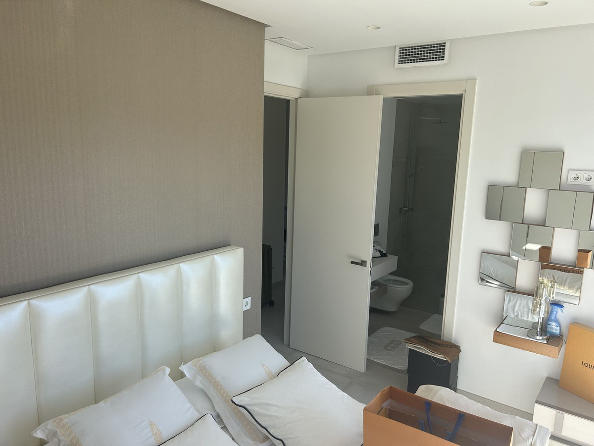 Photo 24 Detached Villa Atalaya, Costa del Sol, Málaga – R4914439