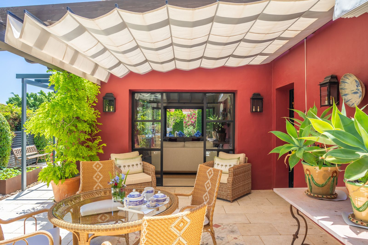 Photo 28 Detached Villa El Paraiso, Costa del Sol, Málaga – R4721806