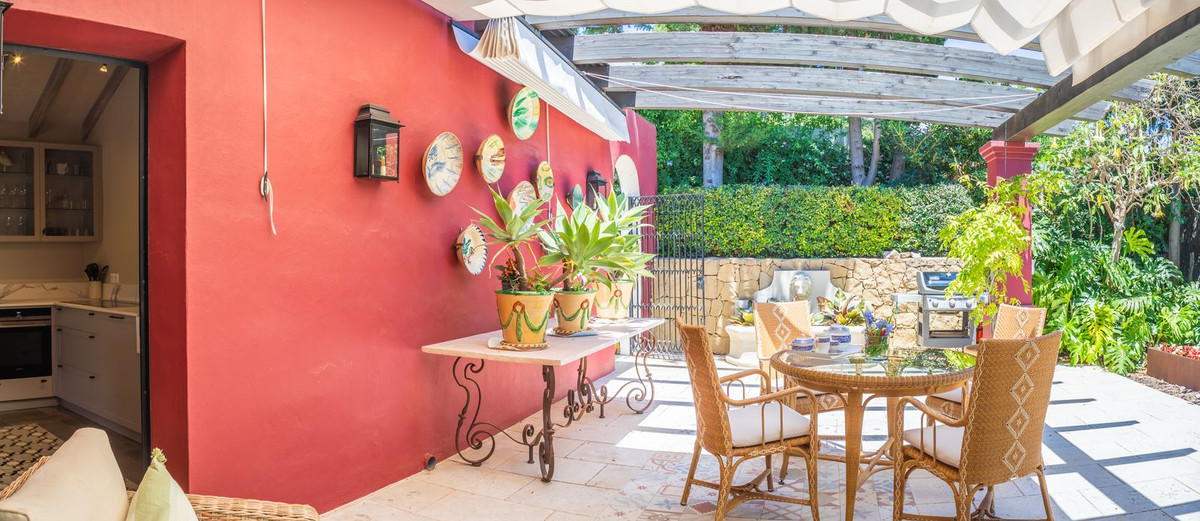 Photo 29 Detached Villa El Paraiso, Costa del Sol, Málaga – R4721806