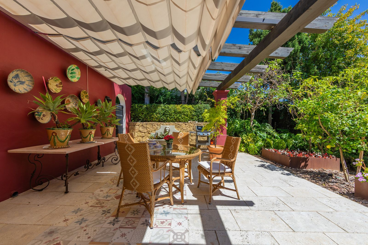 Photo 33 Detached Villa El Paraiso, Costa del Sol, Málaga – R4721806