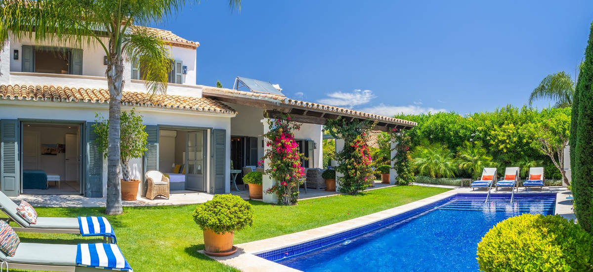 Photo 35 Detached Villa El Paraiso, Costa del Sol, Málaga – R4721806