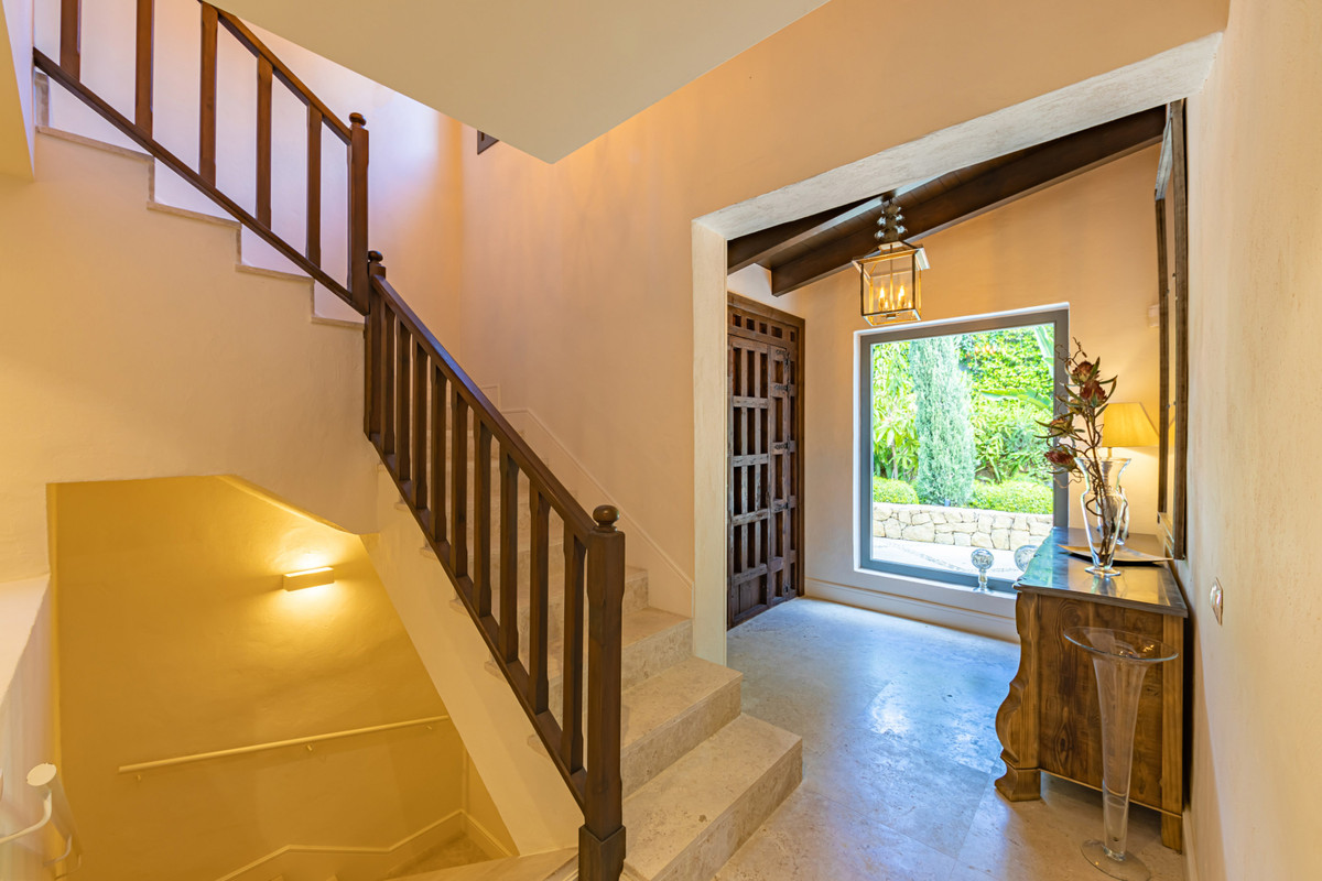 Photo 66 Detached Villa El Paraiso, Costa del Sol, Málaga – R4721806