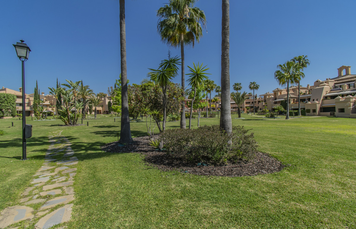 Photo 15 Ground Floor Apartment Atalaya, Costa del Sol, Málaga – R4961512