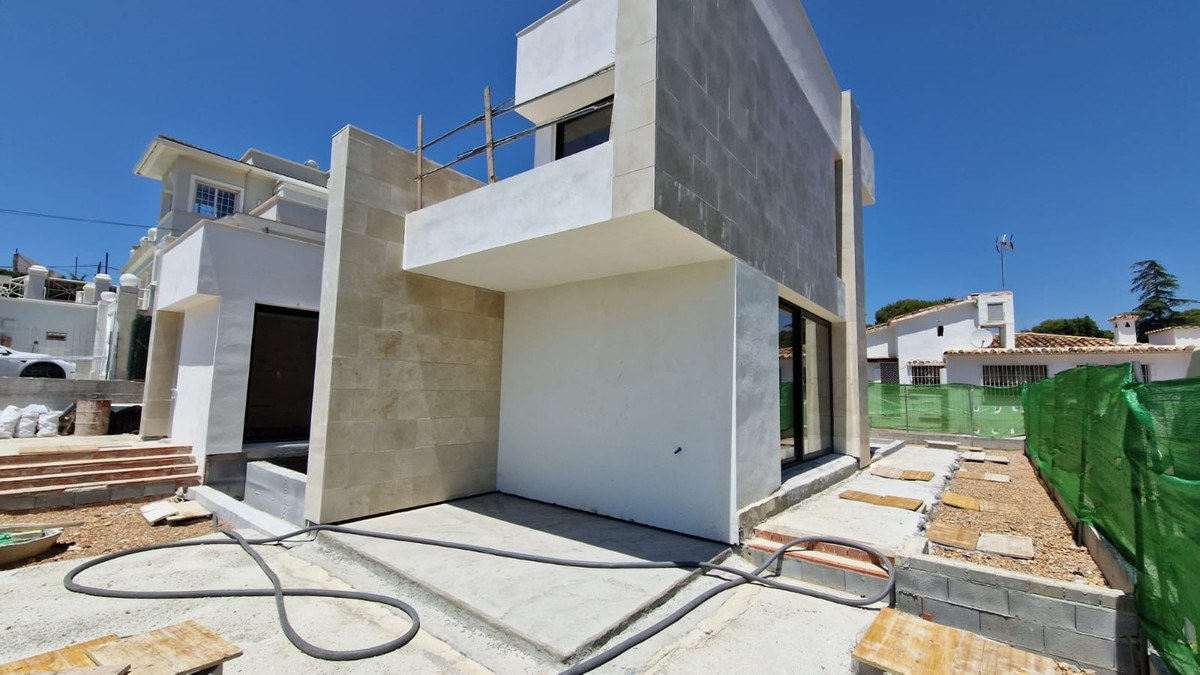 Photo 11 Detached Villa Nueva Andalucía, Costa del Sol, Málaga – R4848769