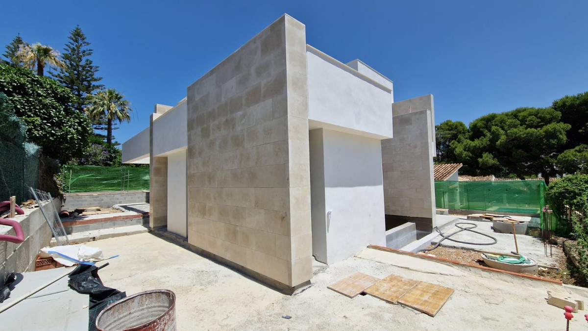 Photo 16 Detached Villa Nueva Andalucía, Costa del Sol, Málaga – R4848769