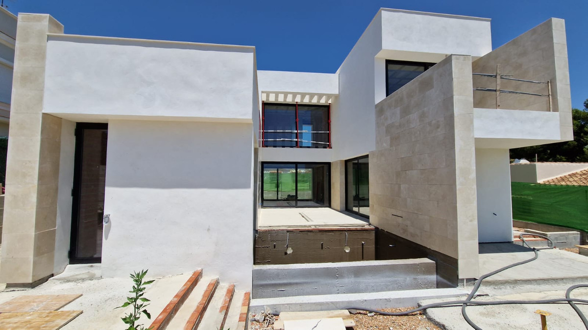 Photo 21 Detached Villa Nueva Andalucía, Costa del Sol, Málaga – R4848769