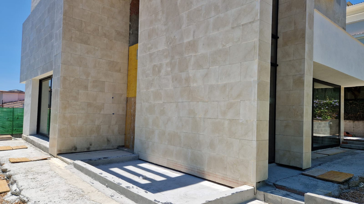Photo 10 Detached Villa Nueva Andalucía, Costa del Sol, Málaga – R4848769