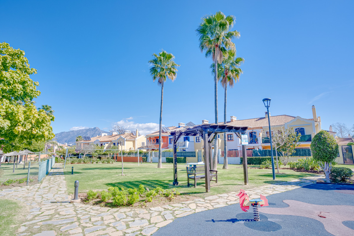 Photo 12 Townhouse Guadalmina Alta, Costa del Sol, Málaga – R4958458