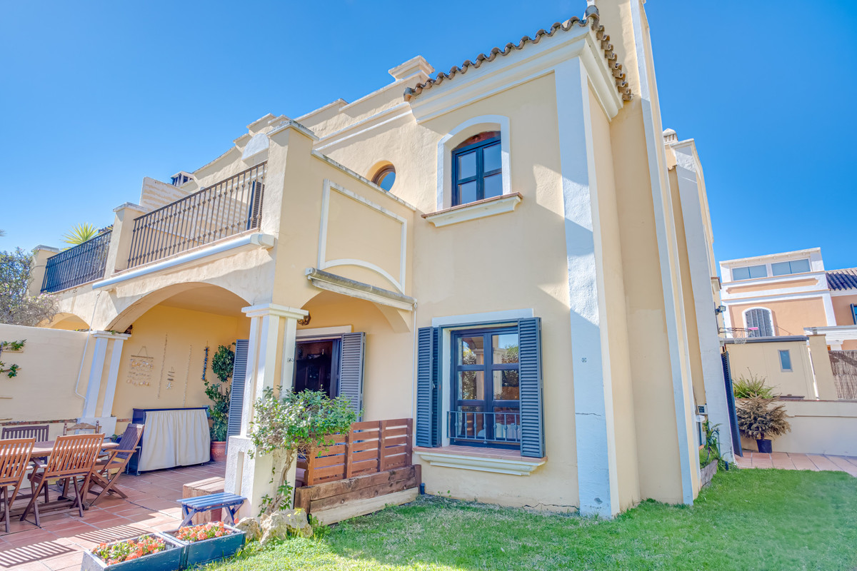 Photo 3 Townhouse Guadalmina Alta, Costa del Sol, Málaga – R4958458