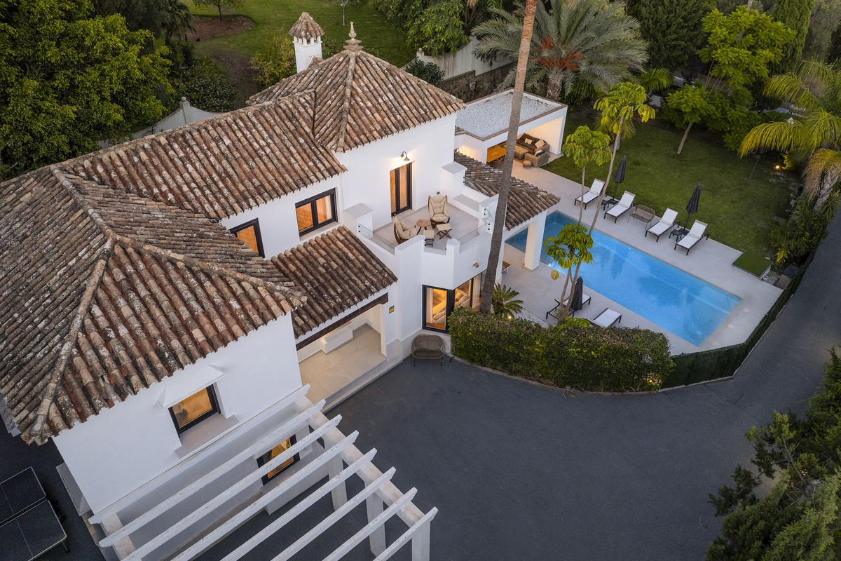 Photo 41 Detached Villa El Paraiso, Costa del Sol, Málaga – R4848973