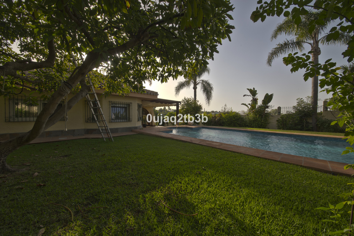 Photo 10 Detached Villa New Golden Mile, Costa del Sol, Málaga – R3967933