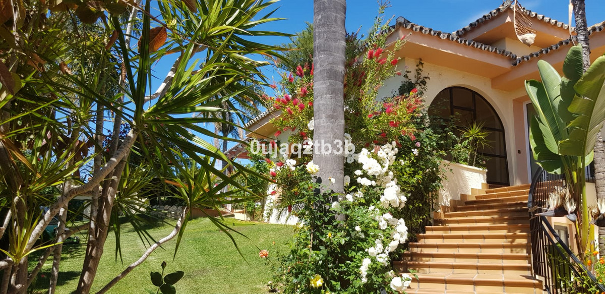 Photo 17 Detached Villa New Golden Mile, Costa del Sol, Málaga – R3967933