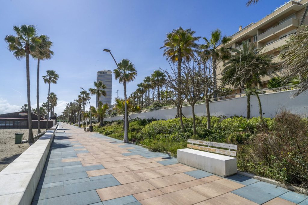 Photo 49 Top Floor Apartment Estepona, Costa del Sol, Málaga – R5001247