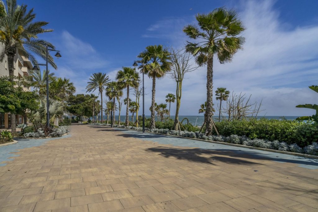 Photo 53 Top Floor Apartment Estepona, Costa del Sol, Málaga – R5001247