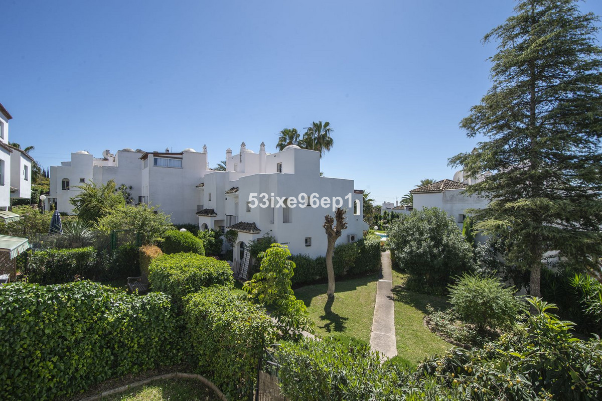 Photo 17 Semi-Detached House New Golden Mile, Costa del Sol, Málaga – R5005567