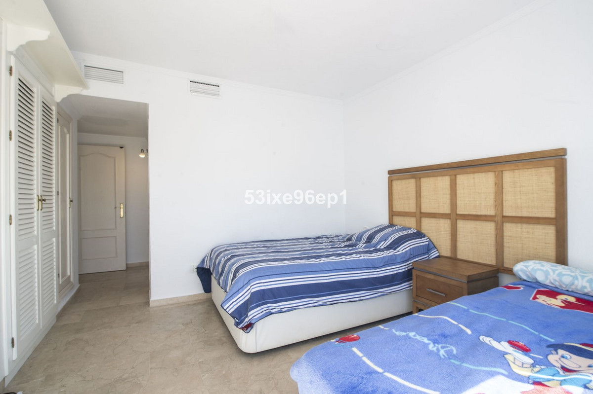 Photo 18 Semi-Detached House New Golden Mile, Costa del Sol, Málaga – R5005567
