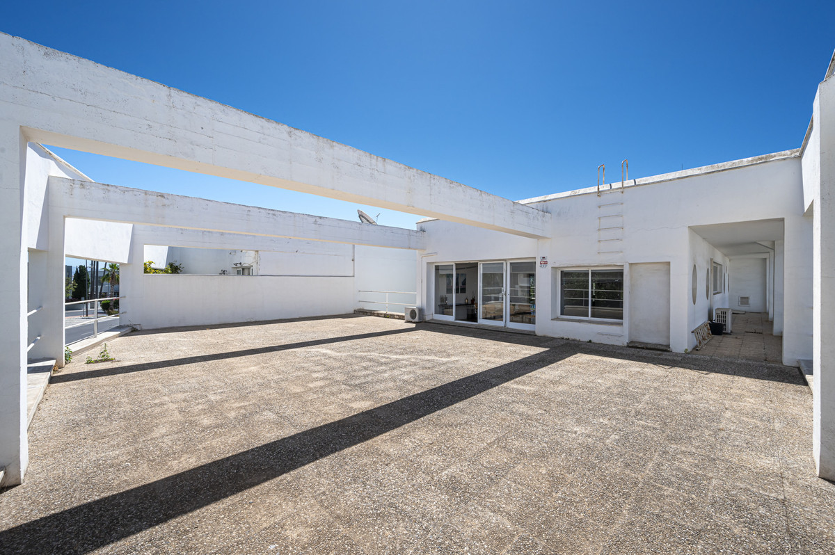 Photo 38 Business Guadalmina Alta, Costa del Sol, Málaga – R5015023