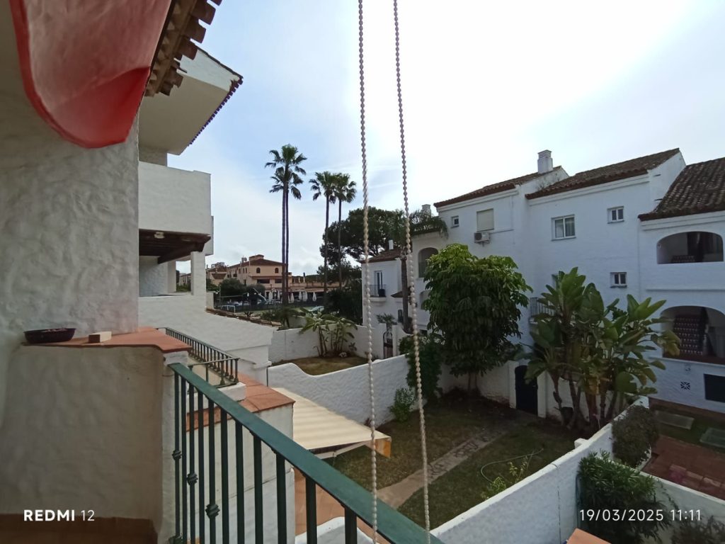 Photo 3 Middle Floor Apartment Estepona, Costa del Sol, Málaga – R4992484