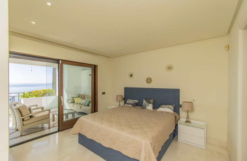 Photo 13 Middle Floor Apartment Estepona, Costa del Sol, Málaga – R5012863