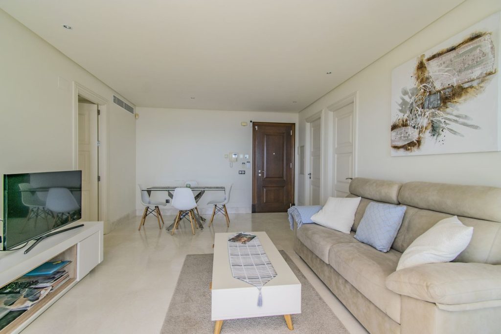 Photo 15 Middle Floor Apartment Estepona, Costa del Sol, Málaga – R5012863