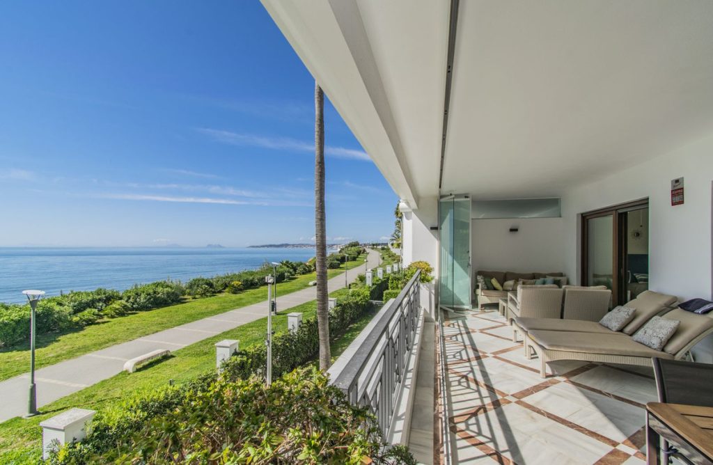 Photo 4 Middle Floor Apartment Estepona, Costa del Sol, Málaga – R5012863