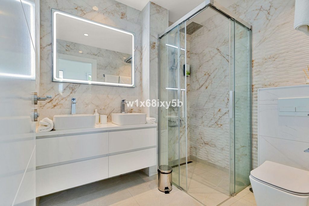 Photo 16 Detached Villa San Pedro de Alcántara, Costa del Sol, Málaga – R4950724