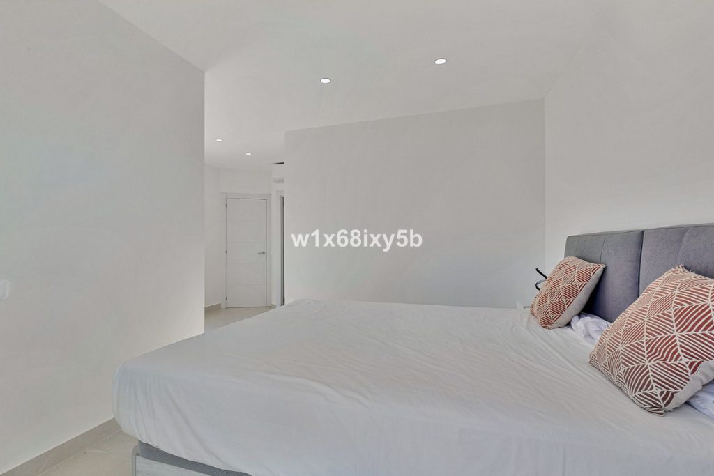 Photo 23 Detached Villa San Pedro de Alcántara, Costa del Sol, Málaga – R4950724
