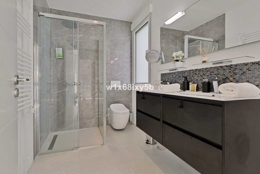 Photo 25 Detached Villa San Pedro de Alcántara, Costa del Sol, Málaga – R4950724
