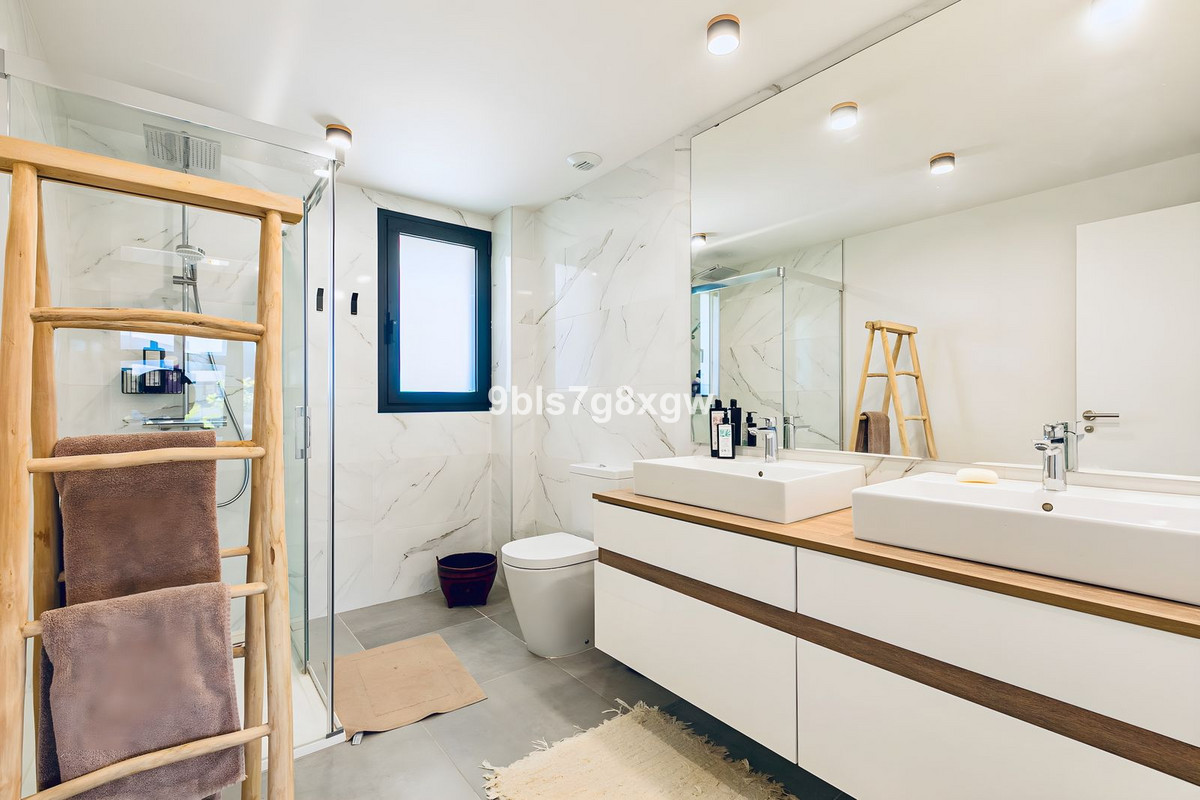 Photo 29 Middle Floor Apartment New Golden Mile, Costa del Sol, Málaga – R5048293