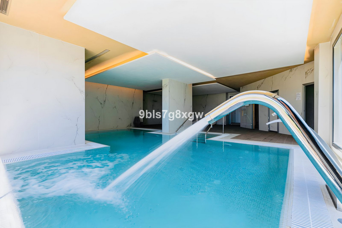 Photo 10 Middle Floor Apartment New Golden Mile, Costa del Sol, Málaga – R5048293