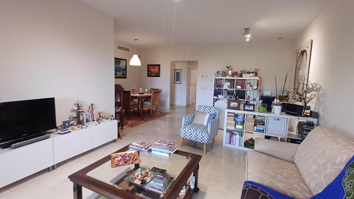 Photo 4 Middle Floor Apartment Guadalmina Alta, Costa del Sol, Málaga – R4801000