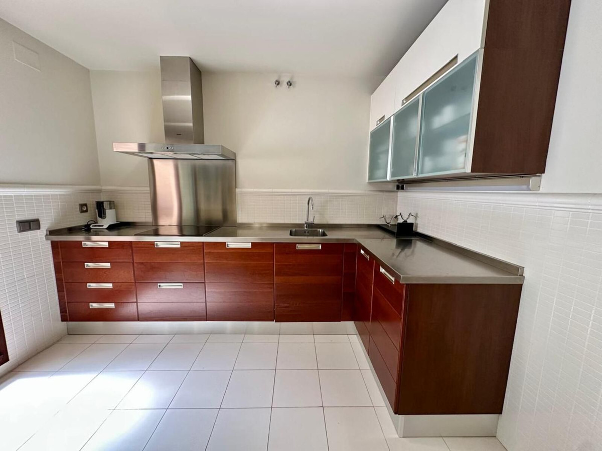 Photo 12 Penthouse Duplex Nueva Andalucía, Costa del Sol, Málaga – R5051566