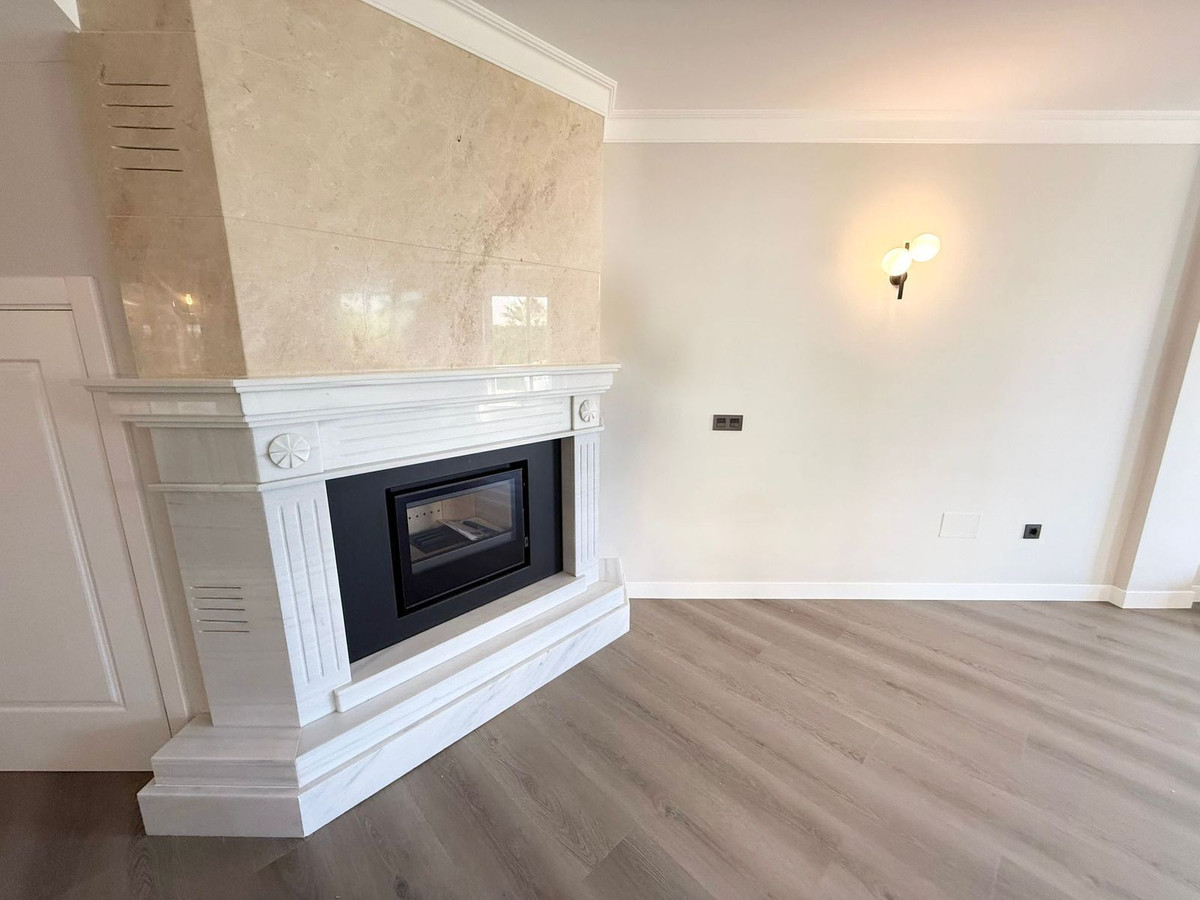 Photo 5 Townhouse El Paraiso, Costa del Sol, Málaga – R5040358