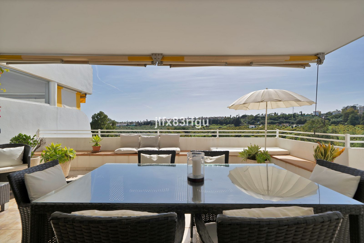 Photo 11 Middle Floor Apartment Guadalmina Alta, Costa del Sol, Málaga – R5012758