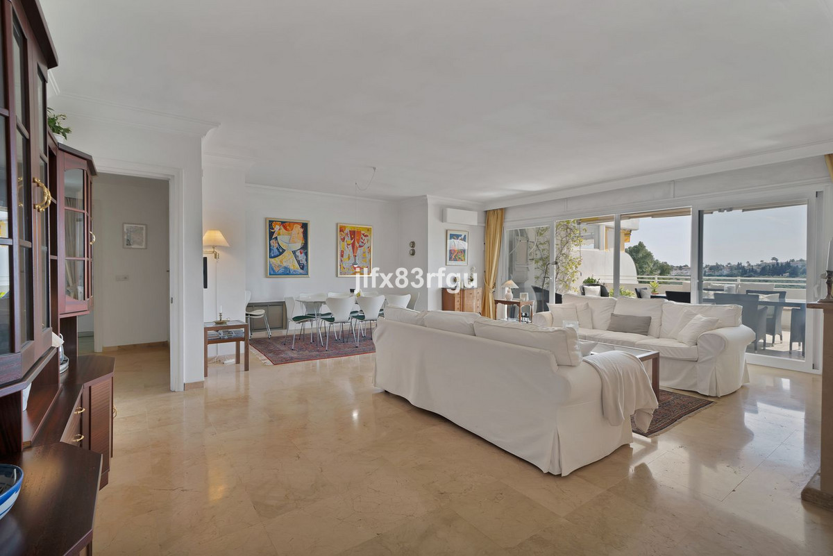 Photo 8 Middle Floor Apartment Guadalmina Alta, Costa del Sol, Málaga – R5012758