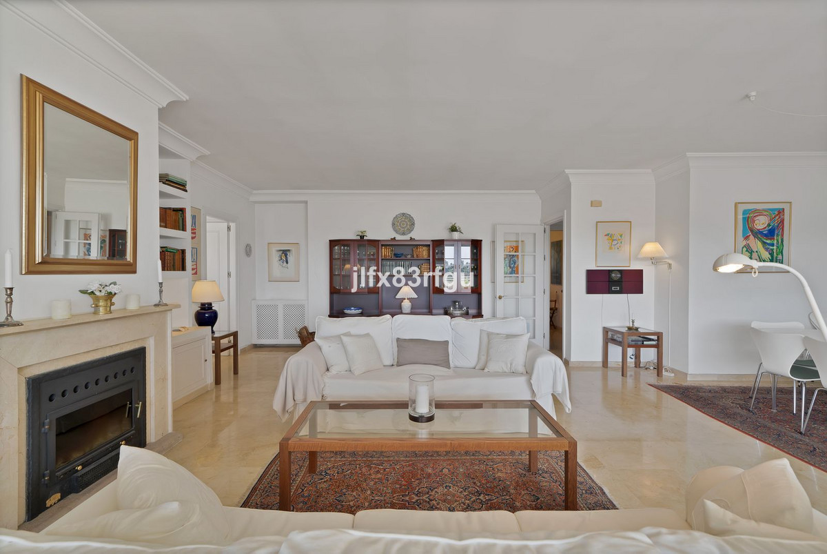 Photo 10 Middle Floor Apartment Guadalmina Alta, Costa del Sol, Málaga – R5012758