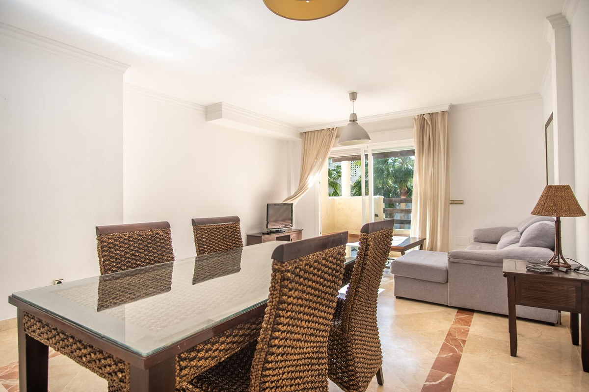 Photo 17 Middle Floor Apartment New Golden Mile, Costa del Sol, Málaga – R5010607