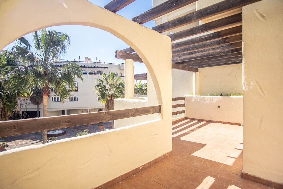 Photo 18 Middle Floor Apartment New Golden Mile, Costa del Sol, Málaga – R5010607