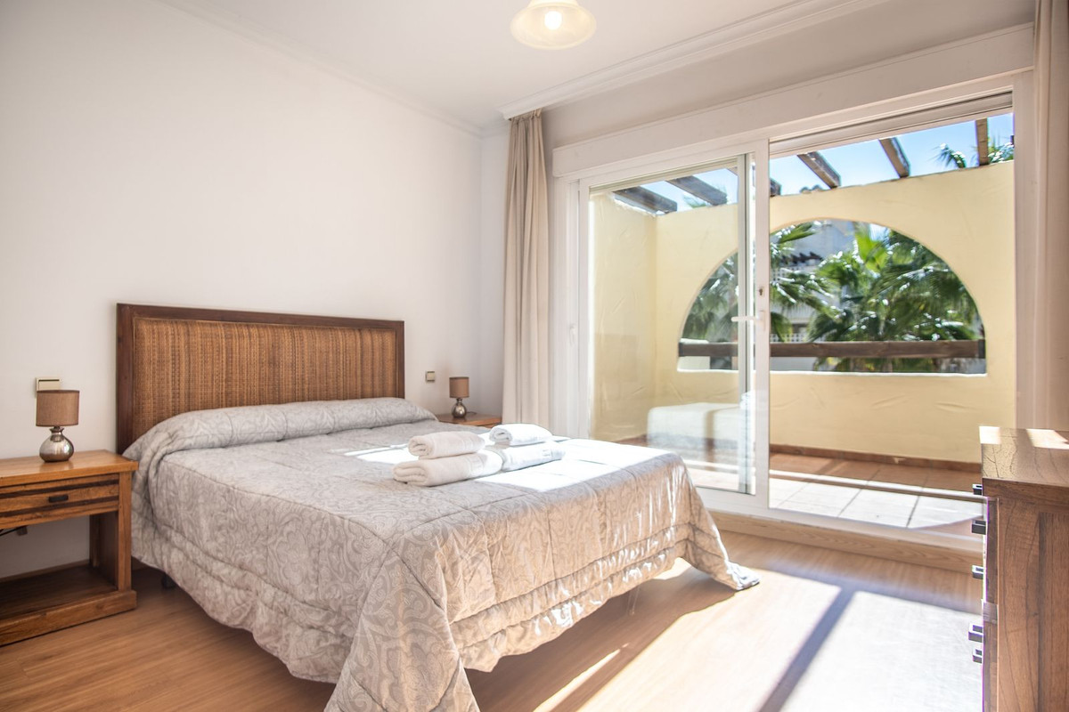 Photo 7 Middle Floor Apartment New Golden Mile, Costa del Sol, Málaga – R5010607