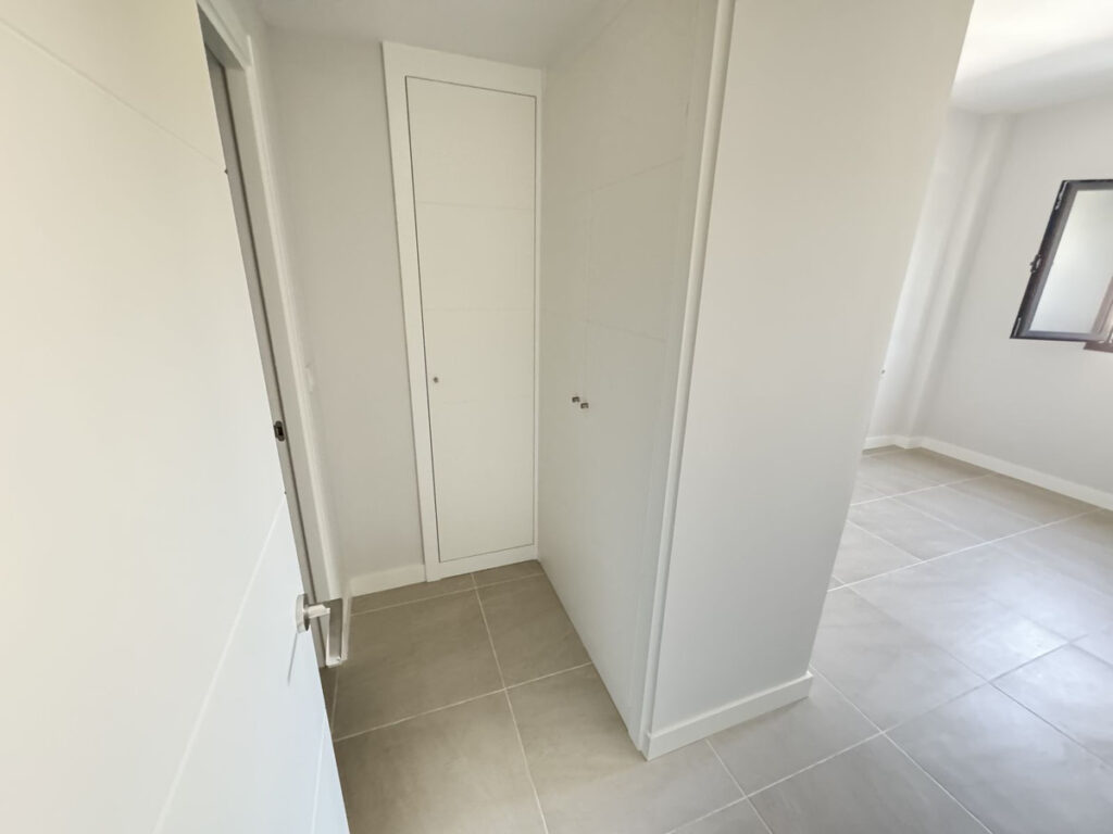 Photo 5 Middle Floor Apartment Estepona, Costa del Sol, Málaga – R5050381