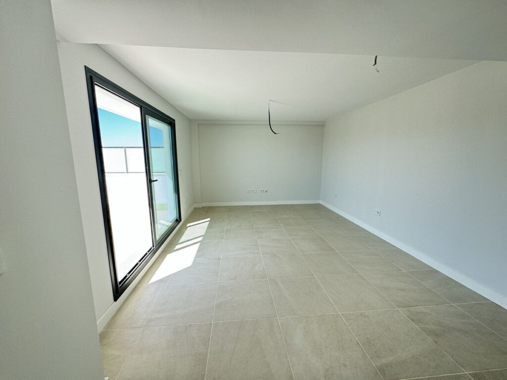 Photo 10 Middle Floor Apartment Estepona, Costa del Sol, Málaga – R5050381