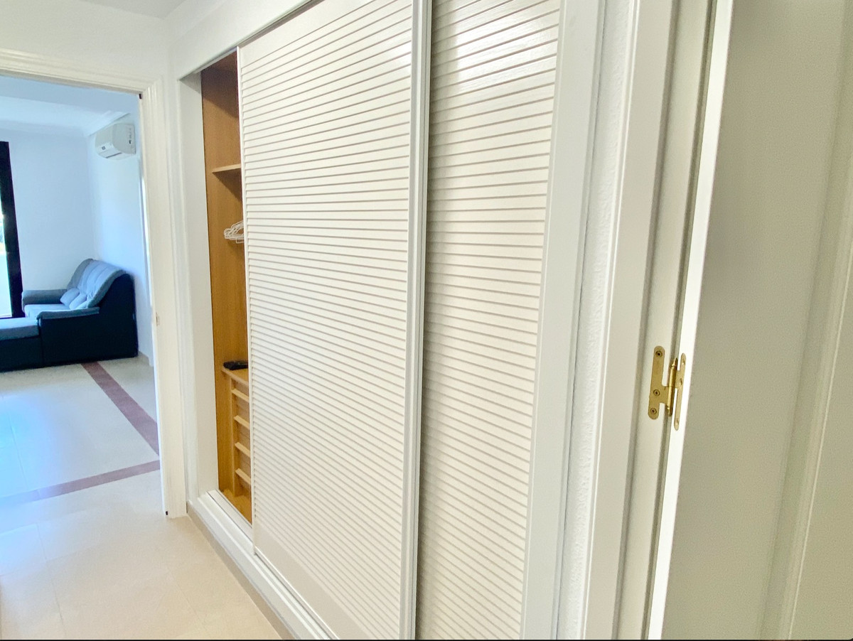 Photo 13 Middle Floor Apartment Nueva Andalucía, Costa del Sol, Málaga – R3800587