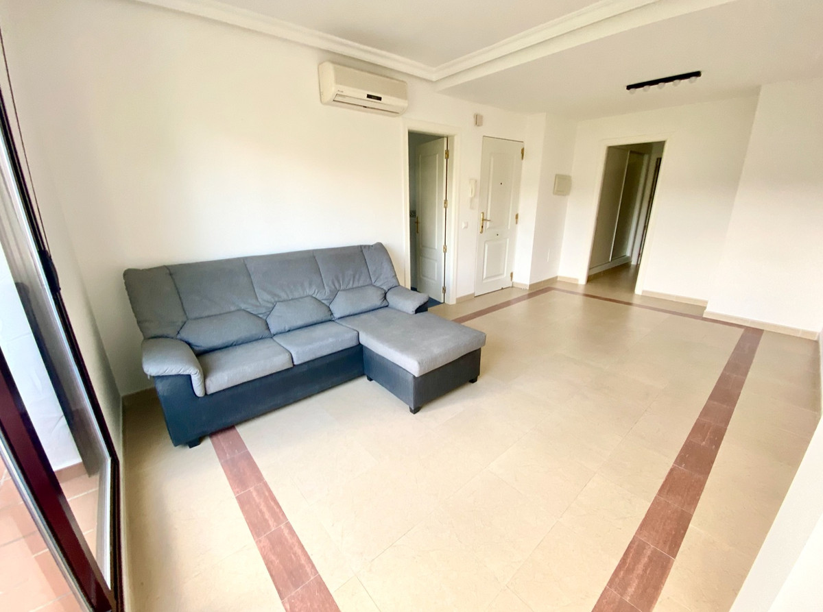 Photo 6 Middle Floor Apartment Nueva Andalucía, Costa del Sol, Málaga – R3800587
